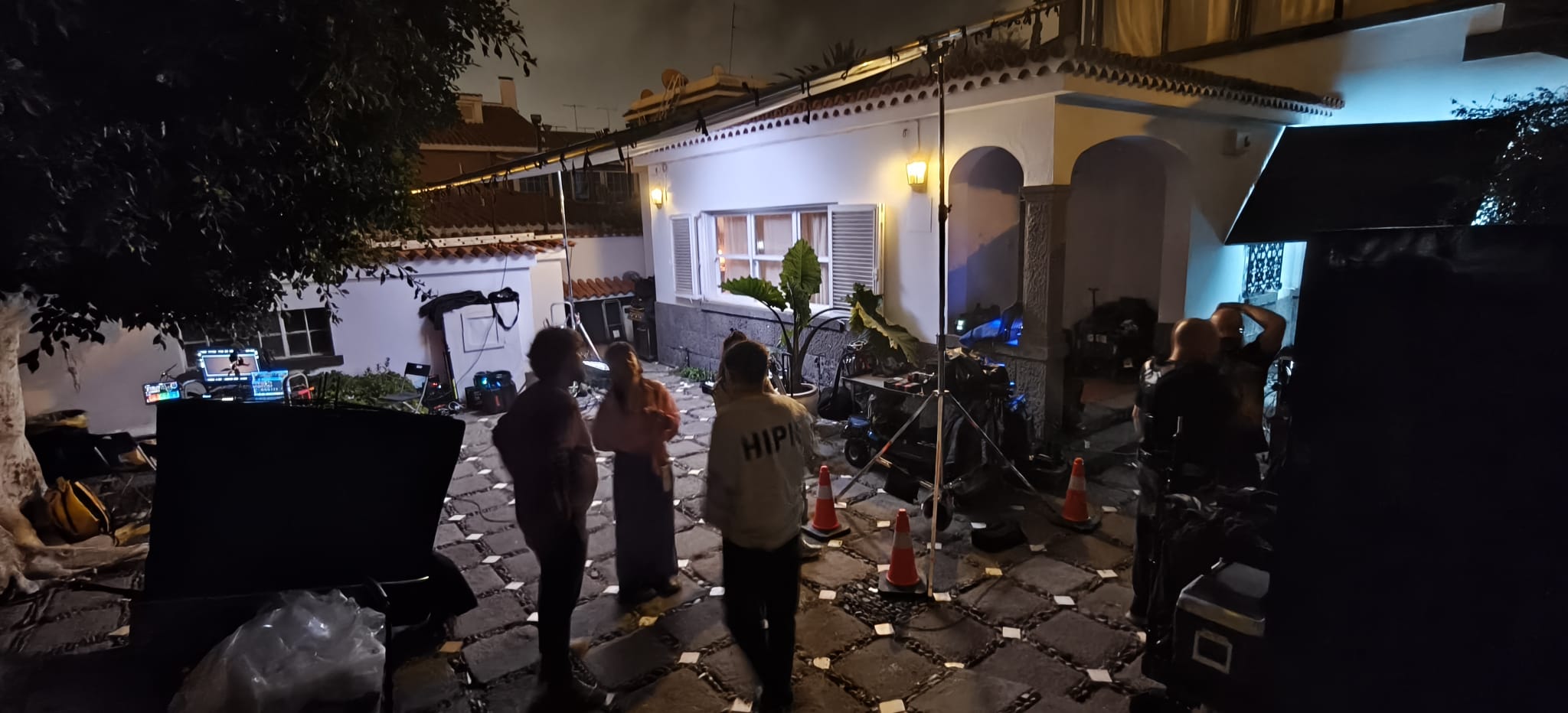 Coliving for film crews Las Palmas Gran Canaria repeople creative production space