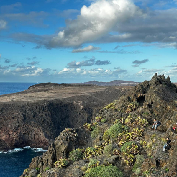 PHOTO-2025-12-25-18-02-23